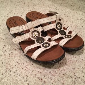 Cobb Hill by New Balance leather sandals